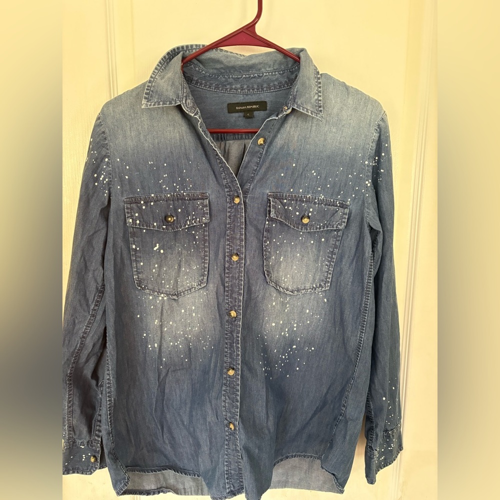 Banana Republic Denim paint splatter button up long sleeve shirt 100% cotton S